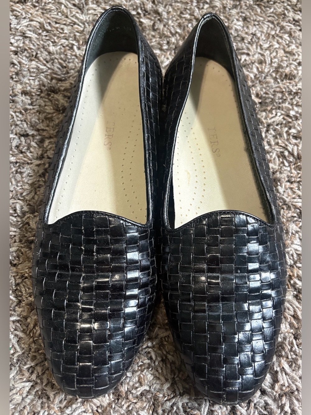 Trotters Black Woven Slip-On Flats